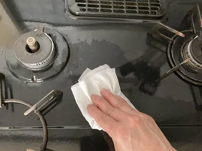 油が飛び散ったガス台もキレイに