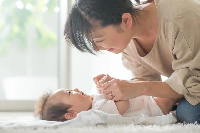 出産準備で貯金を使い、日々の生活が不安定に。やっぱり私が働くべき? 【お悩み相談】