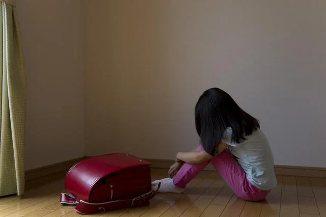 ヒステリックで怖かった実母！最近娘を叱る自分が実母に似てきてとても怖いです…【お悩み相談】