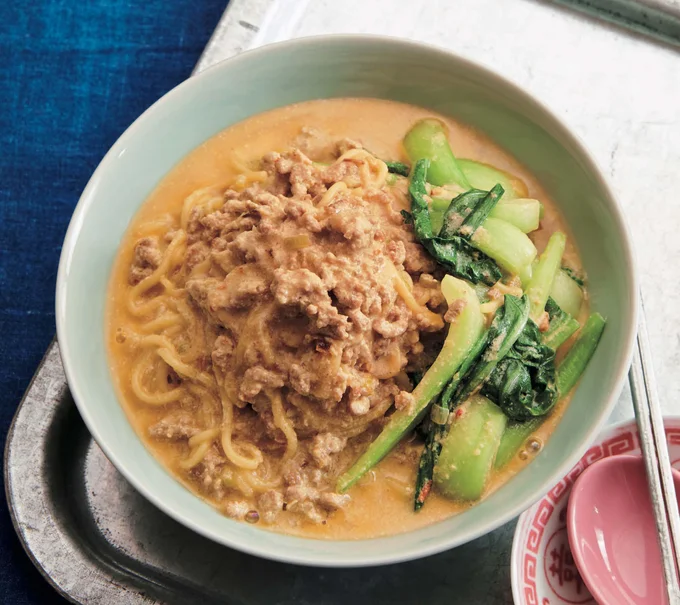 ピリ辛風味のひき肉に豆乳をプラス！「豆乳担担麺」