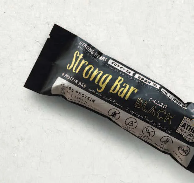 【画像】ほろ苦い味わいがおいしい! ストロングバー (カカオブラック) 60g ¥410/ストロングハート