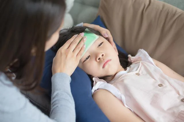 子どもの水分補給量は1日約500mlも足りてない!? この時期、気をつけたい「隠れ熱中症」を防ぐ方法とは？