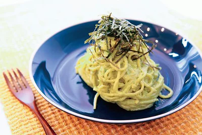 パスタ屋さんみたいな格的なアボカドパスタが電子レンジで簡単に！