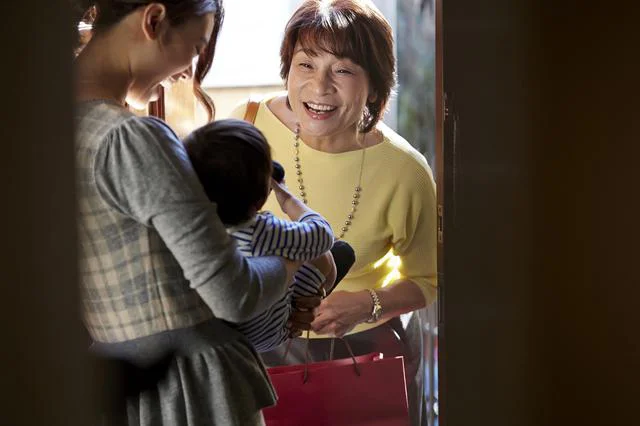 子育てや家事などをサポートしてくれる義母。でもさすがにほぼ毎日家に来られるとストレスがMAXに！【お悩み相談】