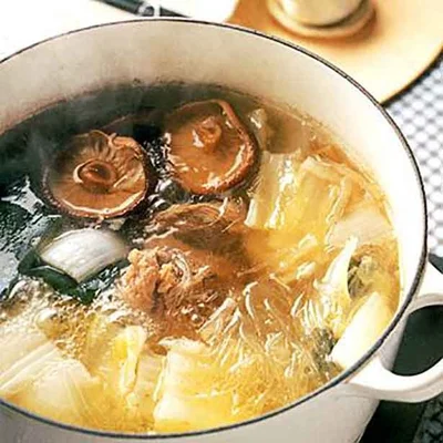 【関連レシピ】おいしいスープで白菜を味わう！「ウー・ウェンさんの白菜たっぷり鍋」
