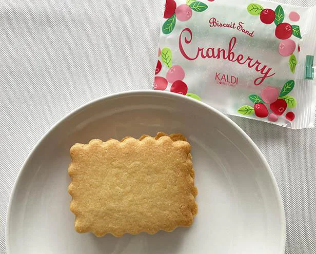 かわいいパッケージが目立っていた「ビスキュイサンド クランベリー」