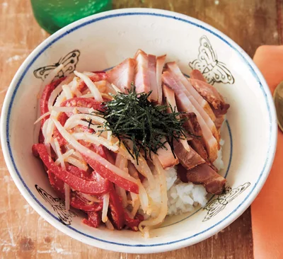 スタミナも食べごたえも満点！「即席ビビンバ丼」