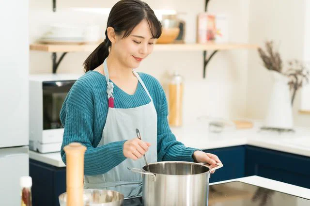 おうち時間に挑戦したい！スパイス＆ハーブで本格カレーを作れるキットが新登場