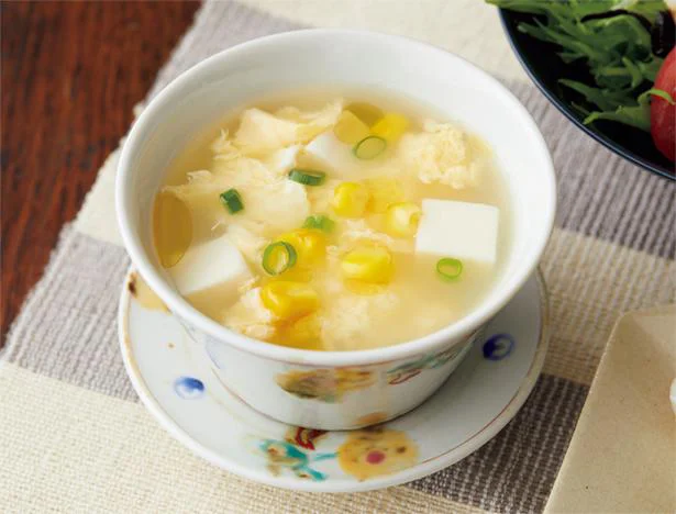 卵と豆腐とコーンのスープ