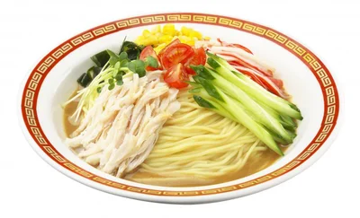 「流水麺」冷やし中華 ごまだれ味は、焙煎したごまの香りに食欲が刺激されます