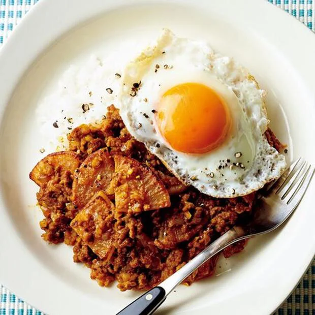大根、もやし、白菜も！ 余り野菜の使いみちに困ったら…カレーに入れればだいたいおいしい！