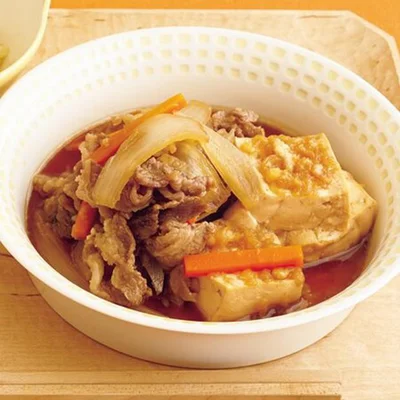 【画像を見る】めんつゆを使って10分で！「揚げ玉肉豆腐」
