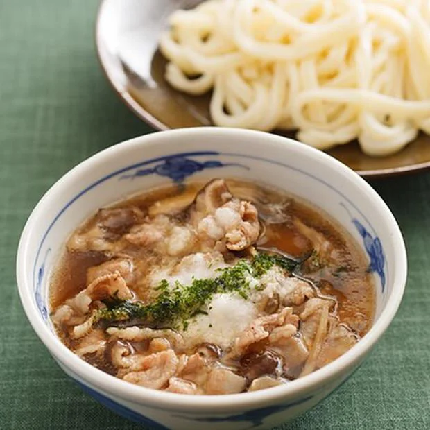 「豚バラととろろのつけうどん」