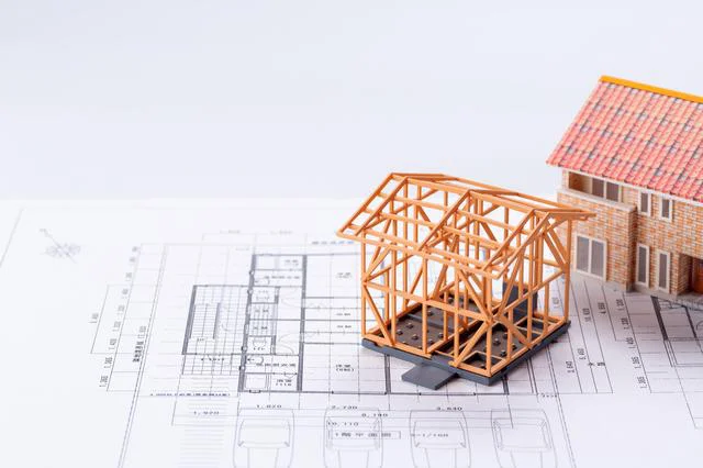 どうすれば？不便な田舎にあるボロボロの実家。継いでほしいと両親から言われました【お悩み相談】
