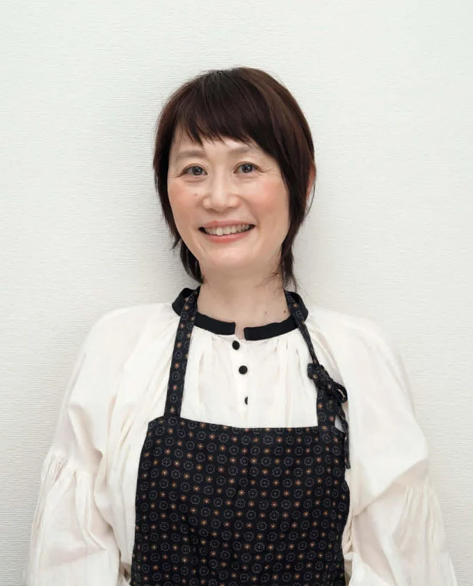 小林まさみさん:料理研究家。手軽でおいしく、再現しやすい料理で大人気。今回は数あるじゃがいも料理のレパートリーの中でも、ボリューミーで白飯に合うものを中心に教えてもらいました。