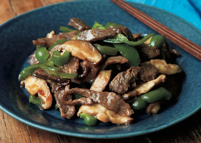 オイスターだれでご飯が進む!「青椒肉絲」