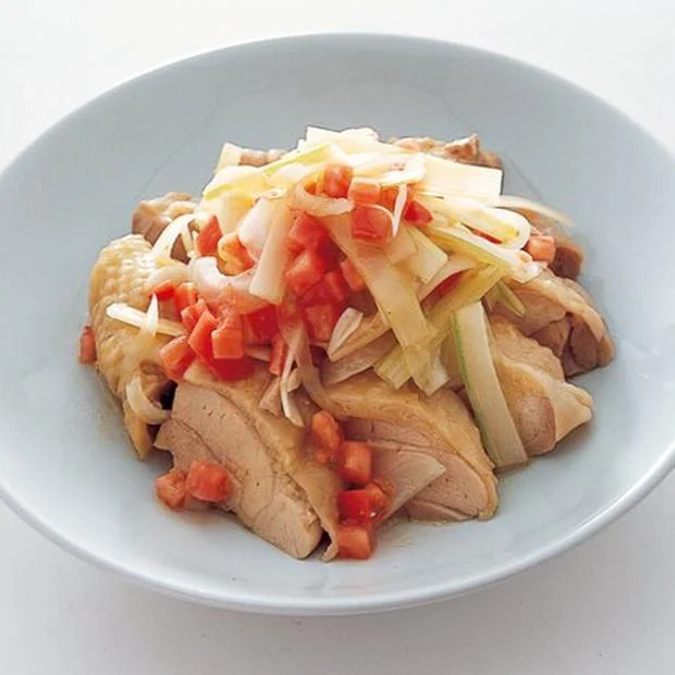 お酢の効果でさらにやわらか♪ 野菜たっぷり「蒸しどりマリネ」