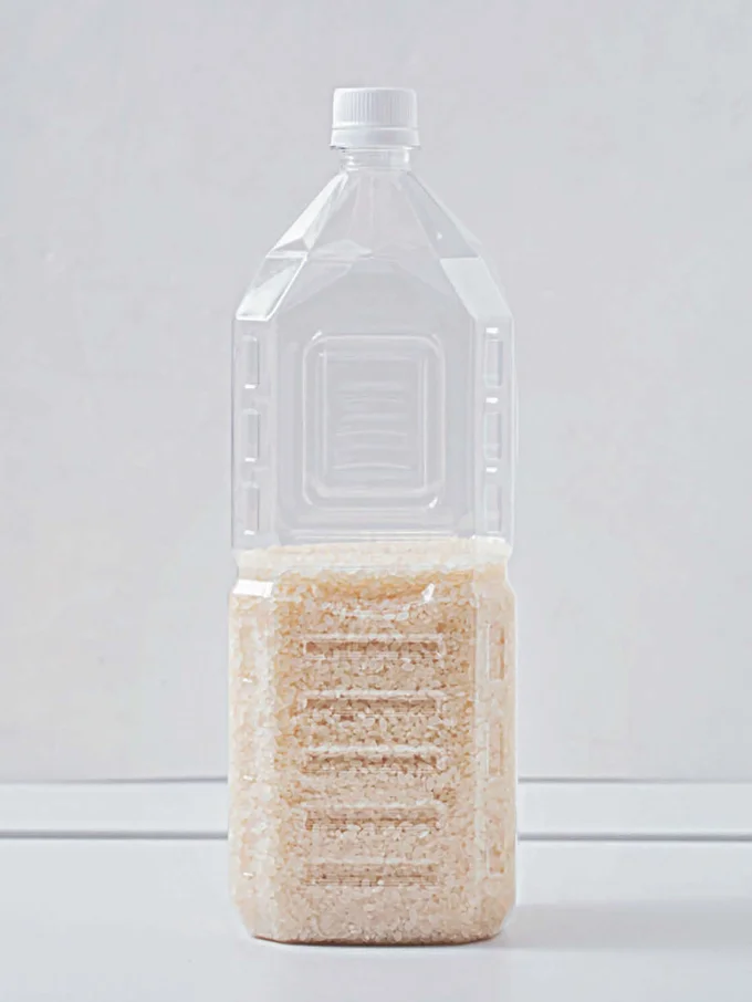 お米の保管は密閉性の高いペットボトルや保存袋がおすすめ。