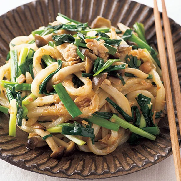 「ツナねぎ焼きうどん」 レタスクラブニュースより