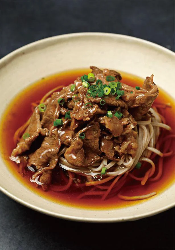 かえしの魅力を最大限に活かした「肉そば」