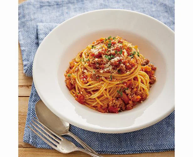 盛り付けにもこだわりたい「ゴロゴロひき肉のボロネーゼパスタ」／いつものごはんが100倍おいしくなるレシピ（6）
