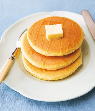【写真を見る】メレンゲ作りに失敗しても大丈夫！　パンケーキにしておいしく復活させて