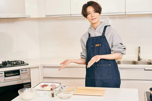 苦手克服なるか！？「もう1個作ってもいいですか」俳優・塩野瑛久さんが「オムライス」頑張って作ってみた／塩野瑛久の今日はこれ作ろう（5）