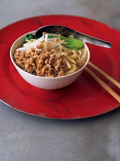 肉そぼろがうまい！タンツー麺