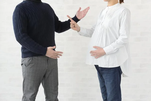 何で今さら?! すでに臨月なのに夫が立ち会い出産にビビり始めて困ってます【お悩み相談室】