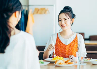 友達に愚痴を聞いてもらったりして「これでまた前向きにがんばれる！」と気持ちの切り替えができたかと思いきや…