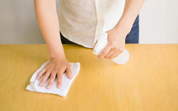 食事の後に、食卓にシュッ!