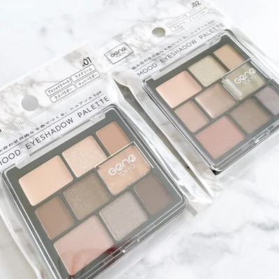 可愛いアイシャドウやアイシャドウパレットが一つ100円！