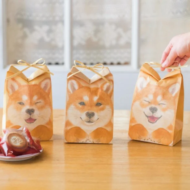 ピンッ！と耳が立つ柴犬のおすそわけ袋がやけにキュート