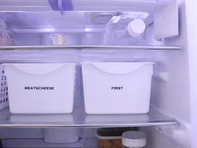 「FIRST」BOXには賞味期限の短い食材を収納