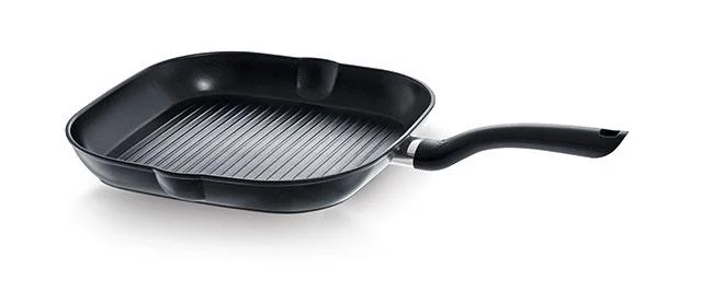 【3名様にプレゼント】焦げつきにくくお手入れラクラク！フィスラー「セニット IH グリルパン 28cm」