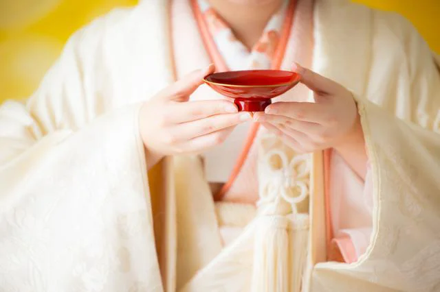 花嫁の衣装はどうして白いの?