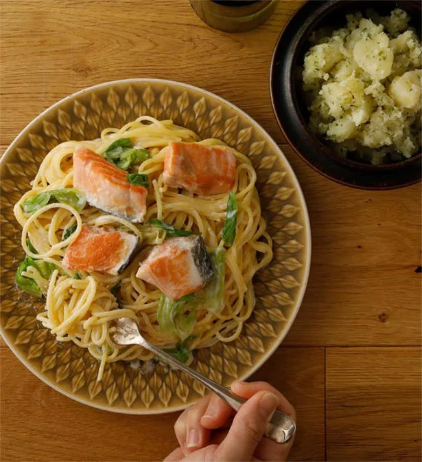 鮭のクリームパスタがフライパン1つでラクラク完成!