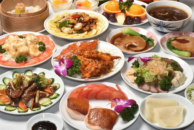食べられる分だけを取り分けて！ 中華料理の楽しみ方／知らないと恥をかく大人のマナー（20）
