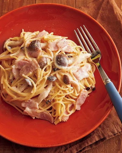深～いコクのクリームパスタ