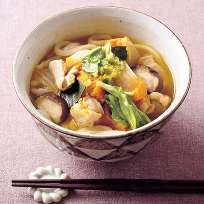 「ほうとう風みそ煮込みうどん」