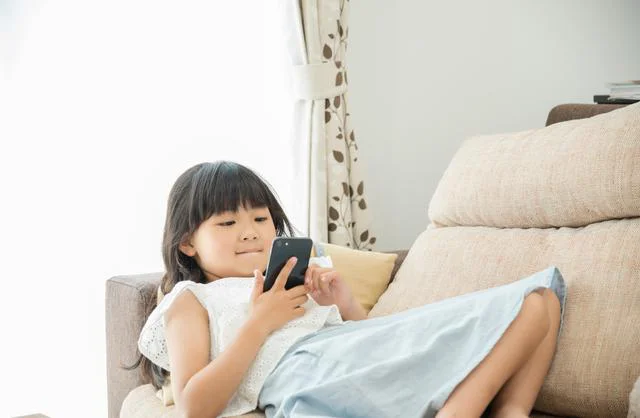 あれこれ興味を持つけど、どれも長続きしない！継続してがんばる力を育むには？【小川先生の子育てよろず相談室】