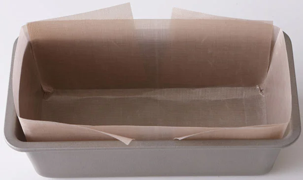 パウンド型(長さ18×幅9×高さ6cm)