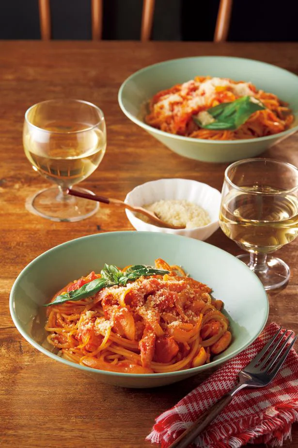 「なんでも入れてトマトパスタ」