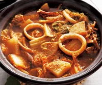 うまみたっぷり甘辛スープが大根にしみた「大根の韓国風鍋」／大根使いきりレシピ（13）