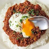 いますぐカレーが食べたい！　そんな時に10分でできるキーマカレーのレシピ