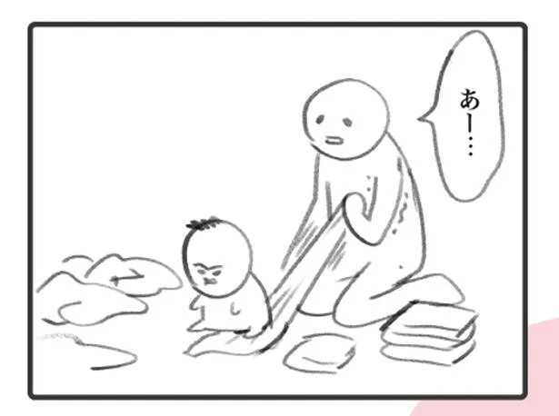 ありがたい…のか…？ 赤ちゃんが一心不乱にお手伝いしてくれると洗濯物をたたむ時間が倍になる（2）