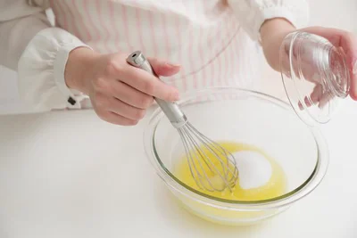 【プロおすすめの泡だて器5選】生クリームやメレンゲづくりに必須！泡だて器を選ぶときのポイントとは？