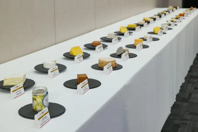 「ワールドチャンピオンシップチーズコンテスト2022」には日本から出品された23工房・35品のチーズ