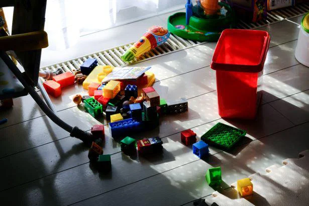 子どものおもちゃや制作物が捨てられない！みんなどうしてる？収納に悩む子育て世代の片づけ術