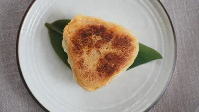 チーズ焼きおにぎり完成！